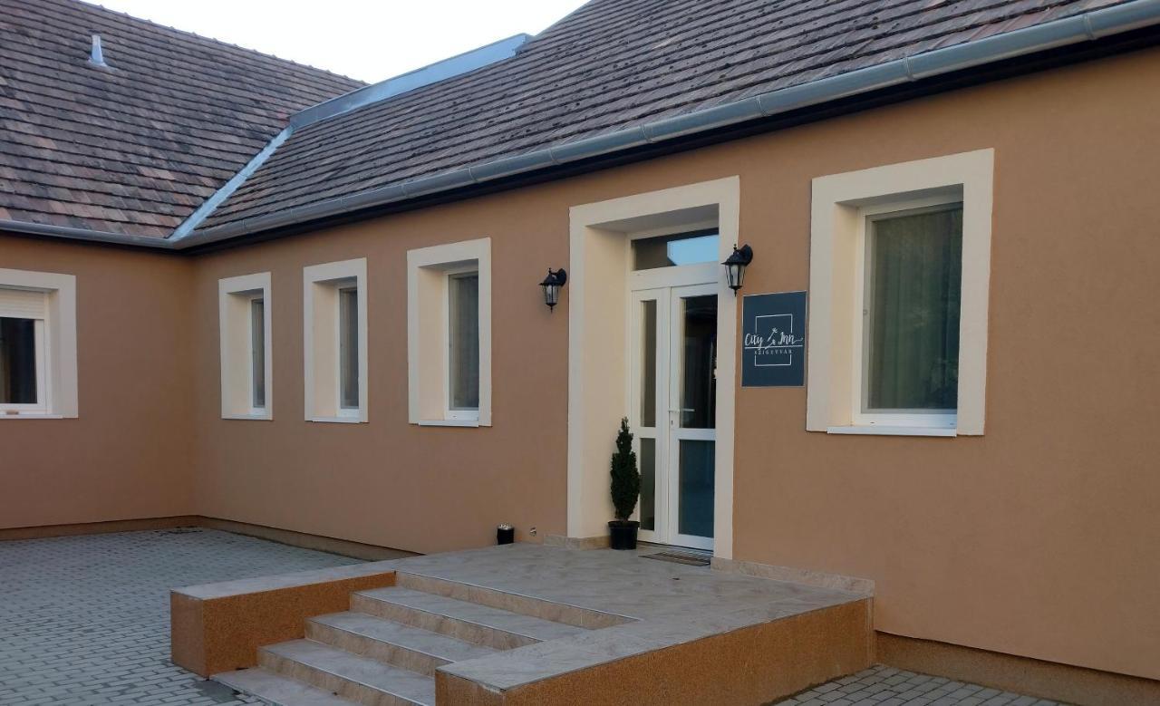 City Inn Szigetvár Exterior photo